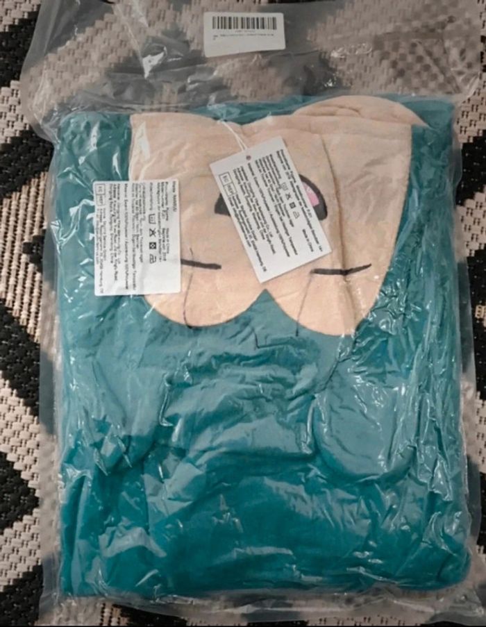 Déguisement ou pyjama snorlax pokémon taille M neuf