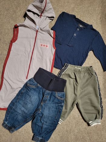 Lot de 4 articles garçon hiver 9 mois