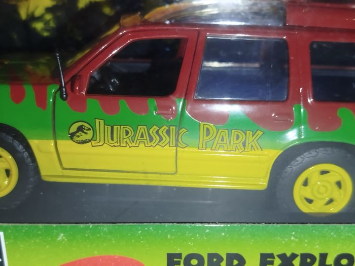 Jada Toys Jurassic Park 30ême Anniversaire Ford Explorer 1/32 - photo numéro 4