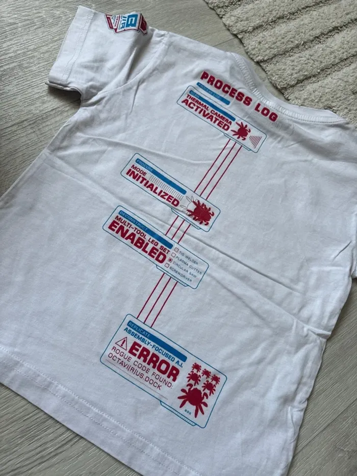 Disneyland Paris tee shirt garcon 5-6 ans spider bot - photo numéro 4