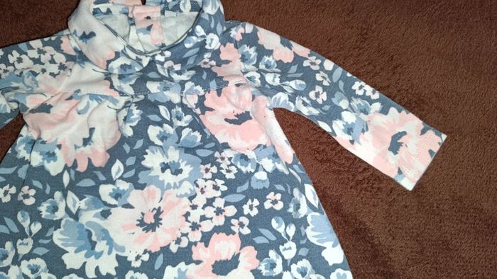 Robe fleuris col claudine - photo numéro 3