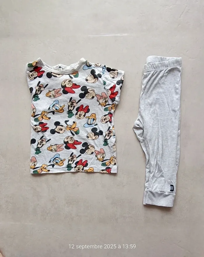 Pyjama 2 pièces Minnie pour fille - 3 ans