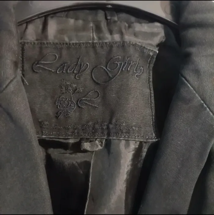 Veste Lady Girl taille 38 - photo numéro 3