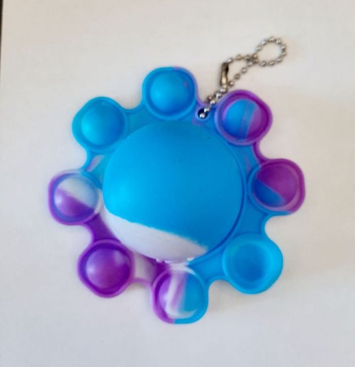 Pop-it bleu mauve blanc porte-clefs