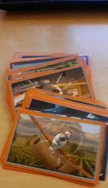 Lot de 10 images panini planes