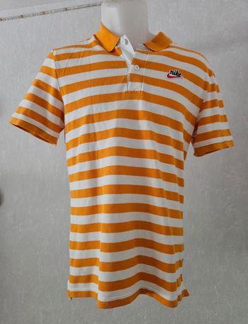 Polo, manches courtes
Nike.
Taille :S.