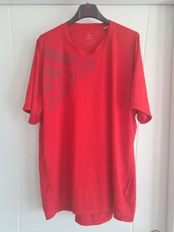 T shirt Adidas Freelift XL