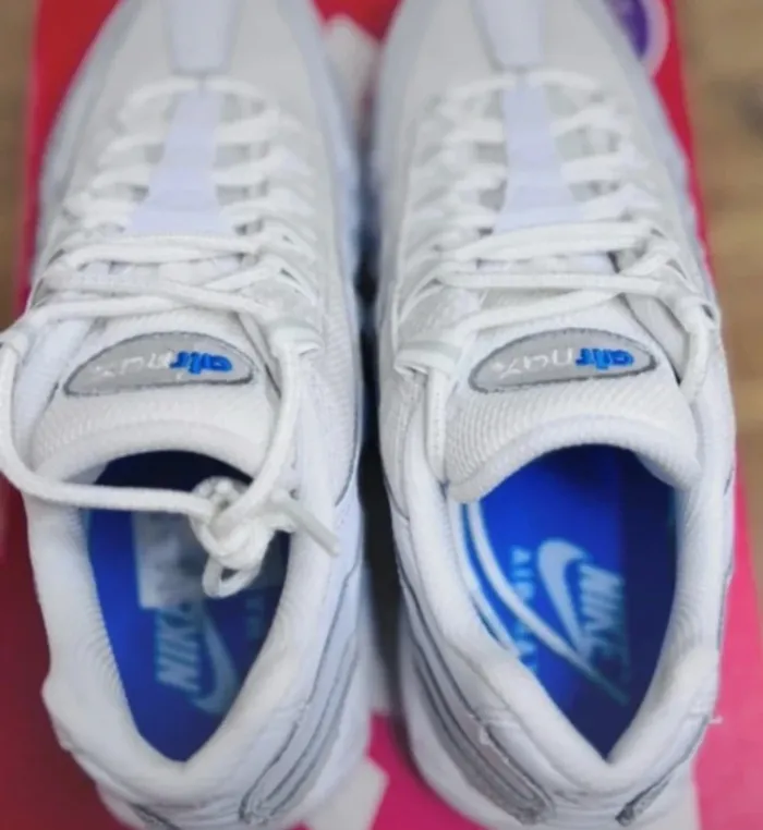 Nike Air Max 95 White Photon Dust Photon Blue Taille 40 - photo numéro 5
