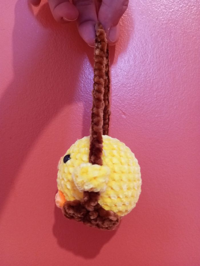 Petit poussin à suspendre au crochet - photo numéro 3