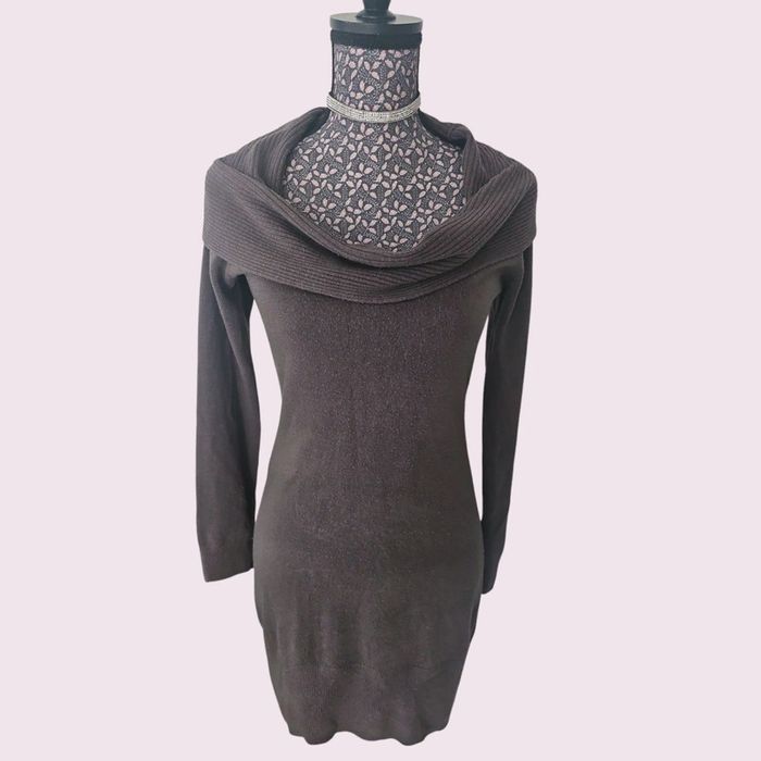 Robe marque Streboski