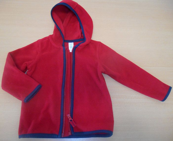 Veste garçon-fille zippée à capuche 24-36 mois Baby Club