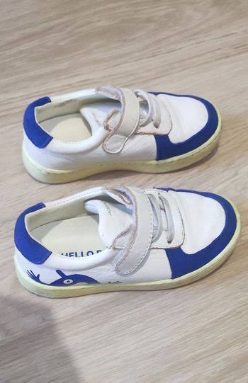 Lot 2 basket cuir blanc Jacadi et Converse 25
