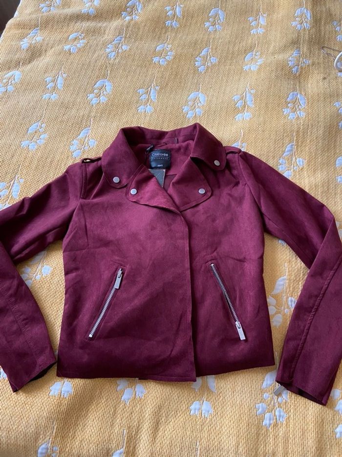 Trenches bordeaux Chicoree , polyester /elastan, sans boutons, tissu comme velours, longueur de blou - photo numéro 7