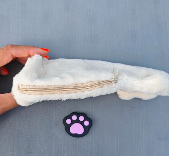 Trousse + gomme patte de chien type kawai/legami neuves - photo numéro 3