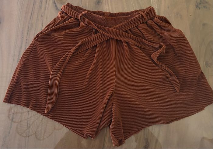 Short côtelé fluide