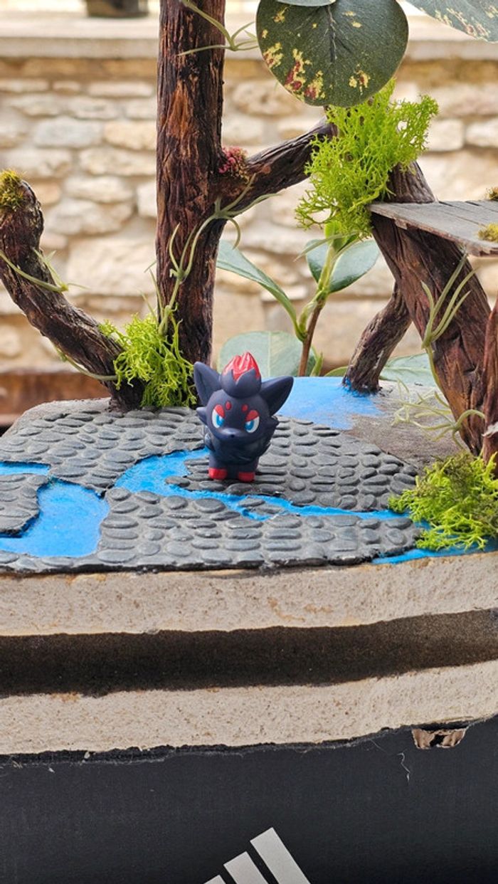 Super figurine Pokemon Nintendo finger puppet Zorua - photo numéro 2