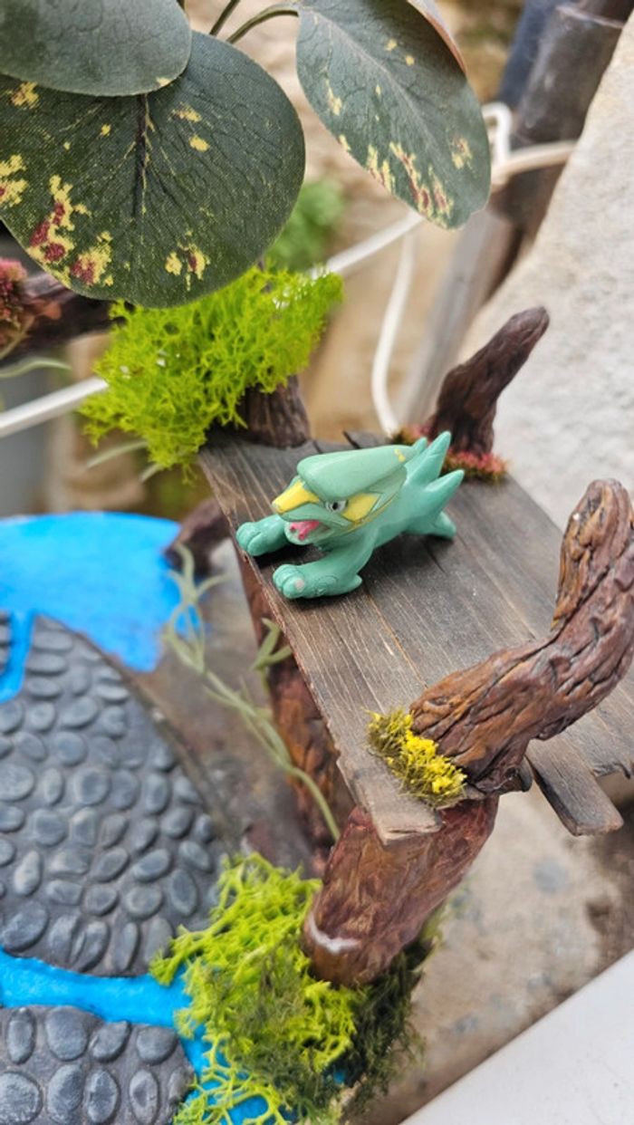 Super figurine Pokemon dynavolt - photo numéro 2