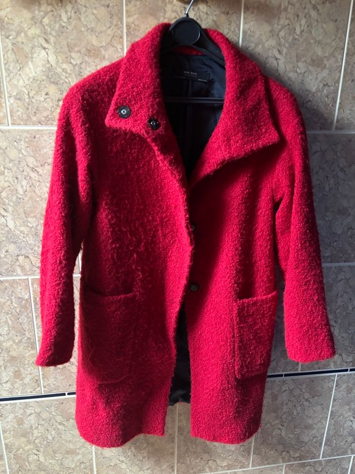 Manteau rouge