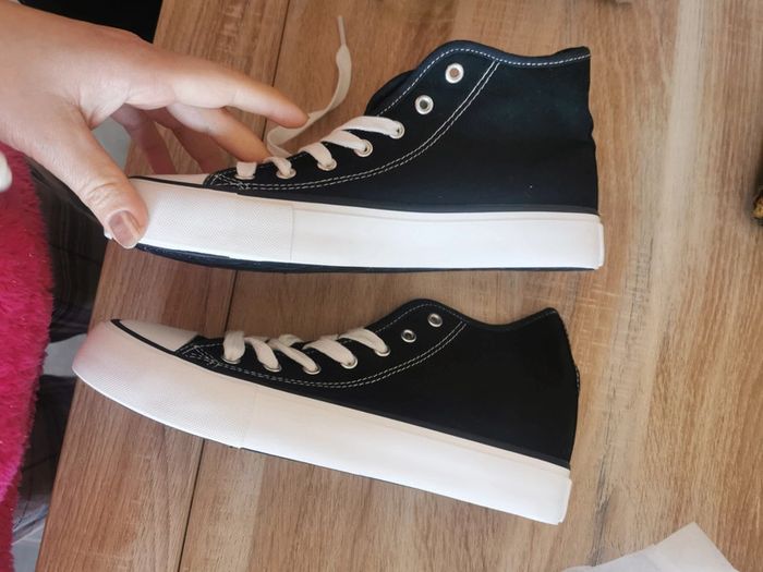 Baskets montante neuves 40 - photo numéro 4