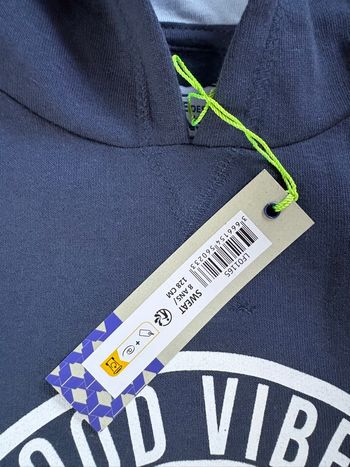 Sweat à capuche La Fabrique des Garçons teille 8 ans neuf 