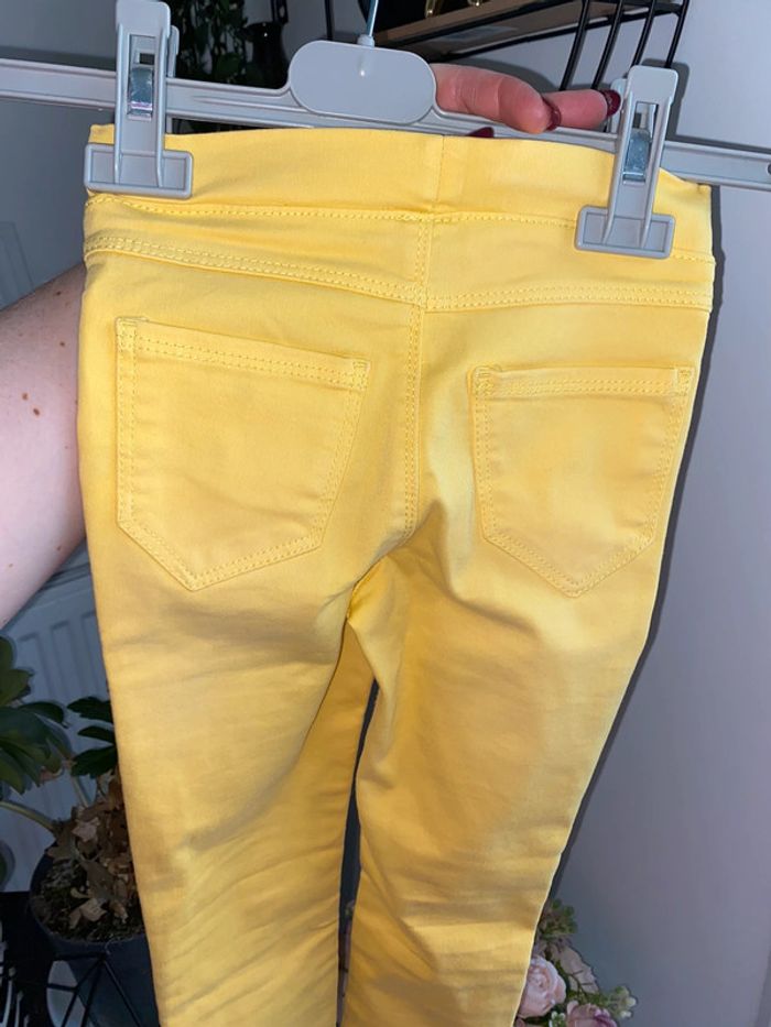 Jeans fille tape à l’œil 5 ans - photo numéro 4