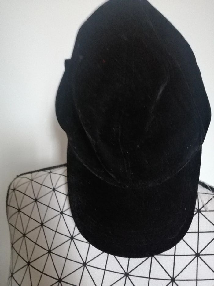 Casquette effet daim. Noir - photo numéro 5