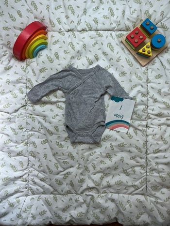 body manches longues gris ouverture devant 1 mois kiabi