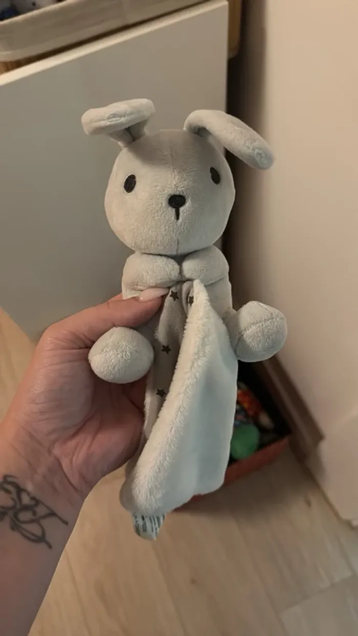 Doudou lapin P’tit Bisou Aubert - photo numéro 2