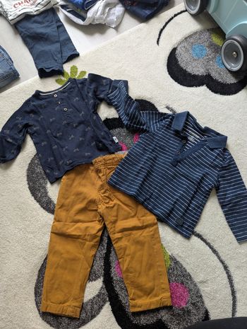 Pantalon et tee shirt 12 mois