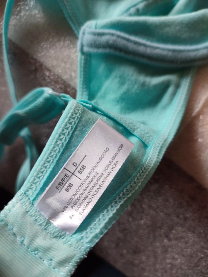 Soutien gorge - photo numéro 4