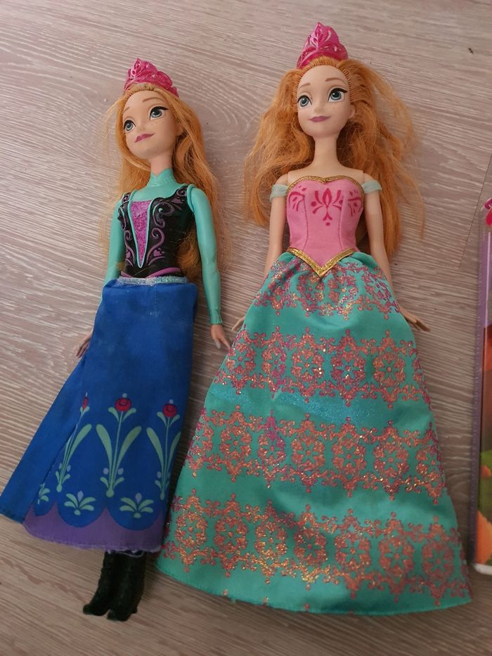 Lot poupées barbie - photo numéro 2