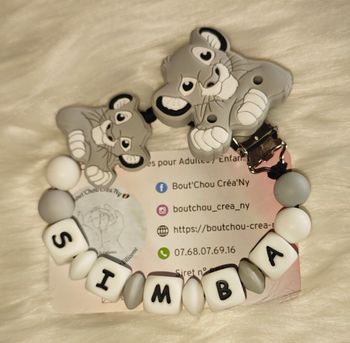 Attache tétine en silicone motif Simba