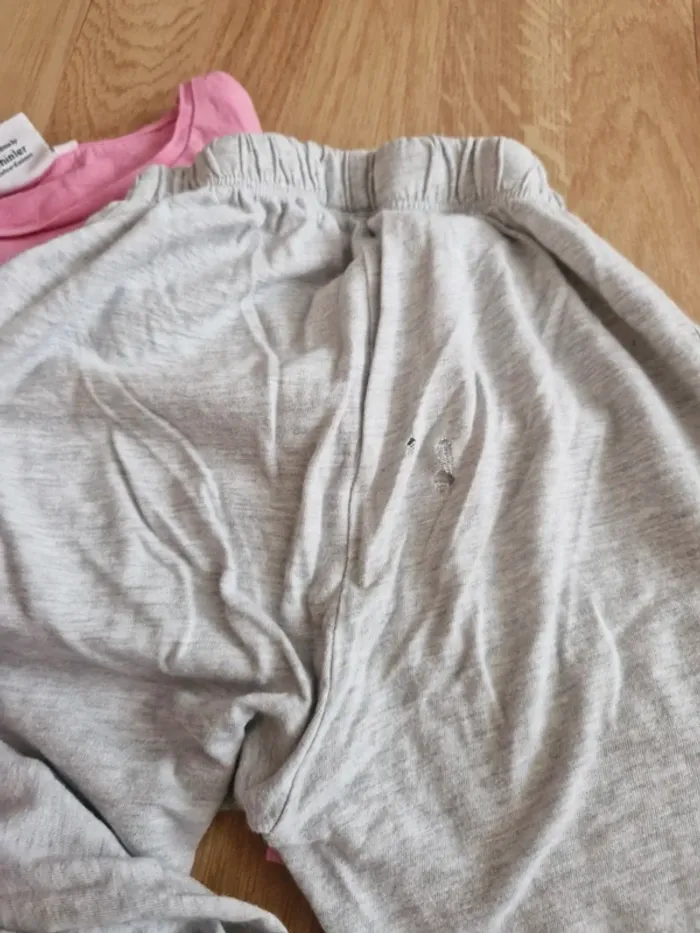 Lot pyjamas 5 ans - photo numéro 8
