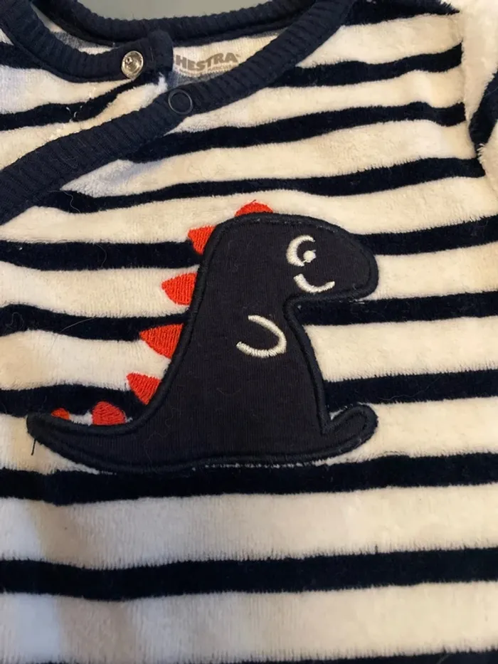 Pyjama dino 3 mois - photo numéro 6