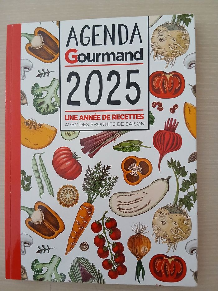 Agenda gourmand 2025 annee de recettes avec des produits de saison - photo numéro 3