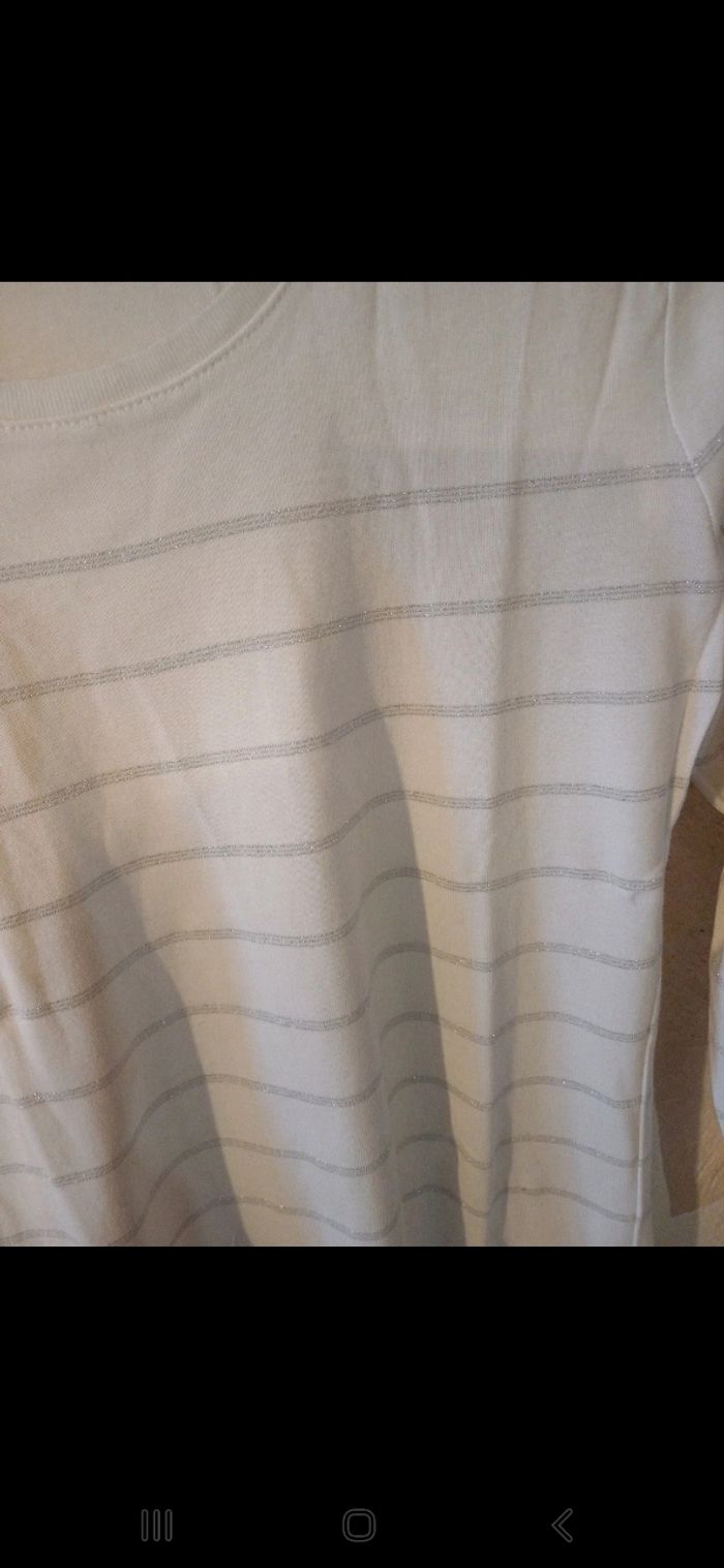 T.shirt femme taille S - photo numéro 3
