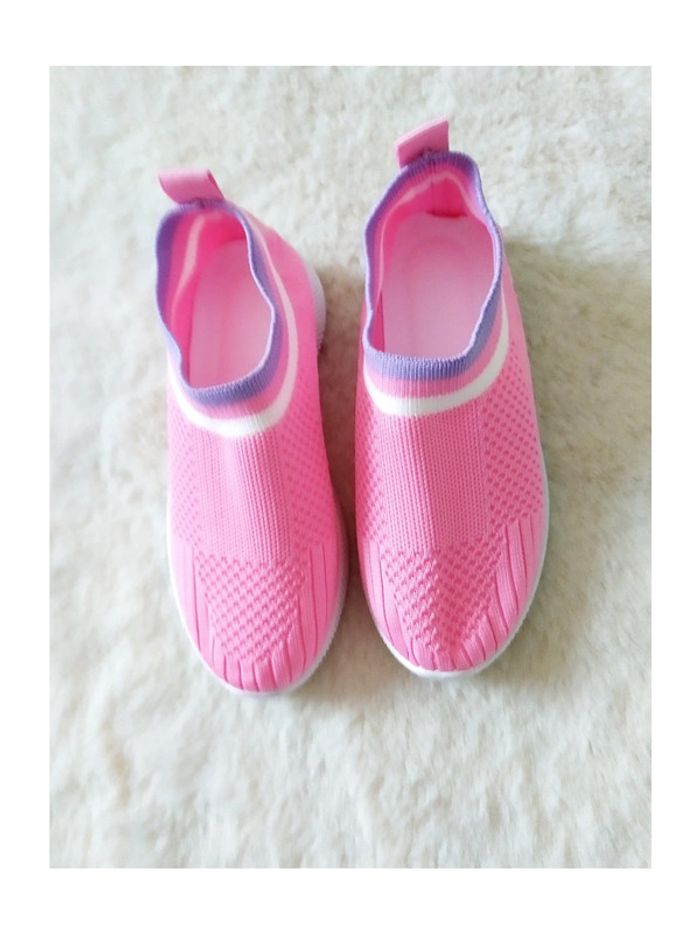 Baskets rose fuchsia sans lacets pointure 35 - photo numéro 2