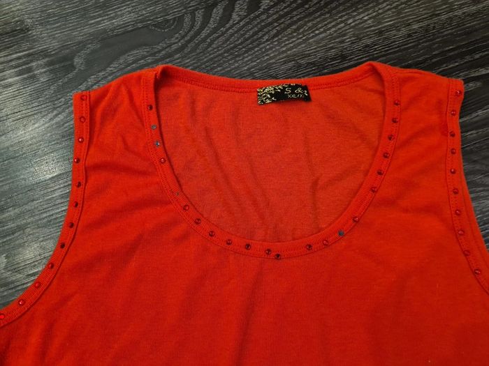 Débardeur rouge bon état  2xl/3xl - photo numéro 3