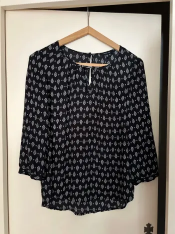 Blouse à motifs manches 3/4
