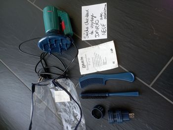 Sèche cheveux de voyage Dario neuf avec accessoires