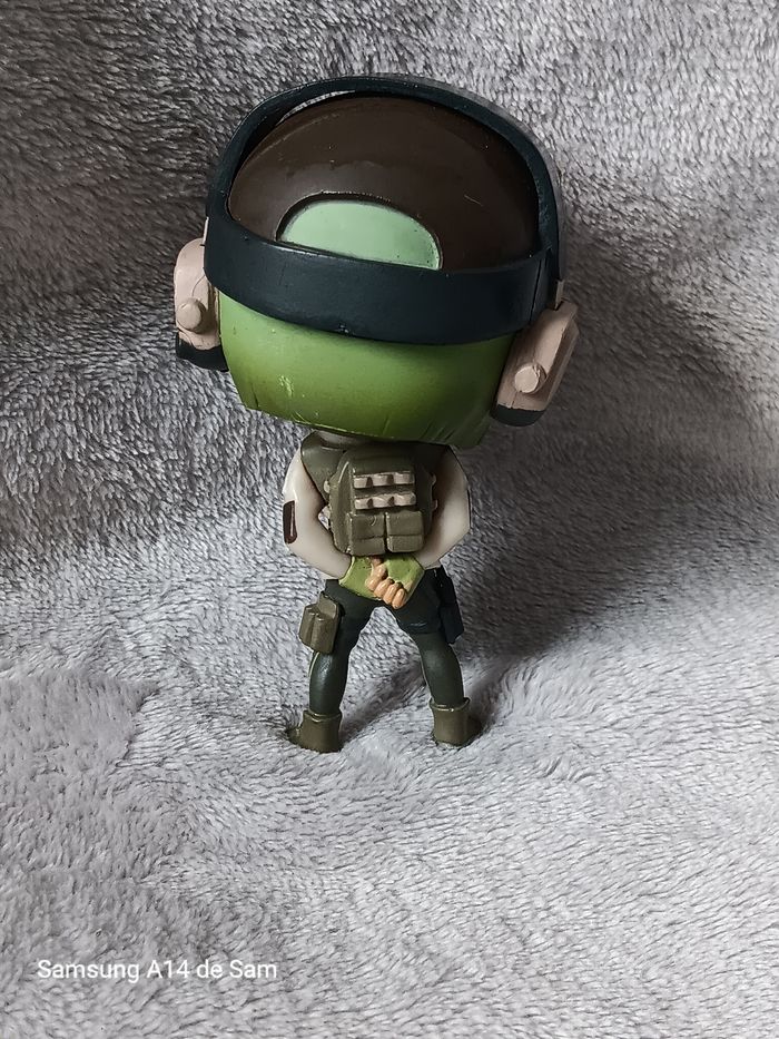 Pop rainbow six - photo numéro 3