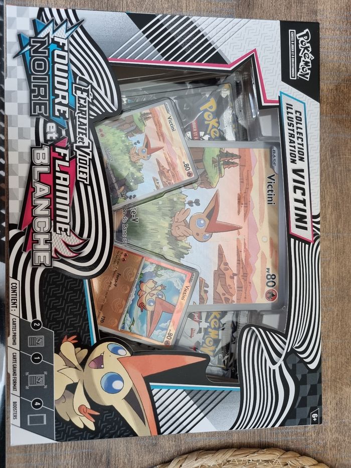 Coffret pokemon victini