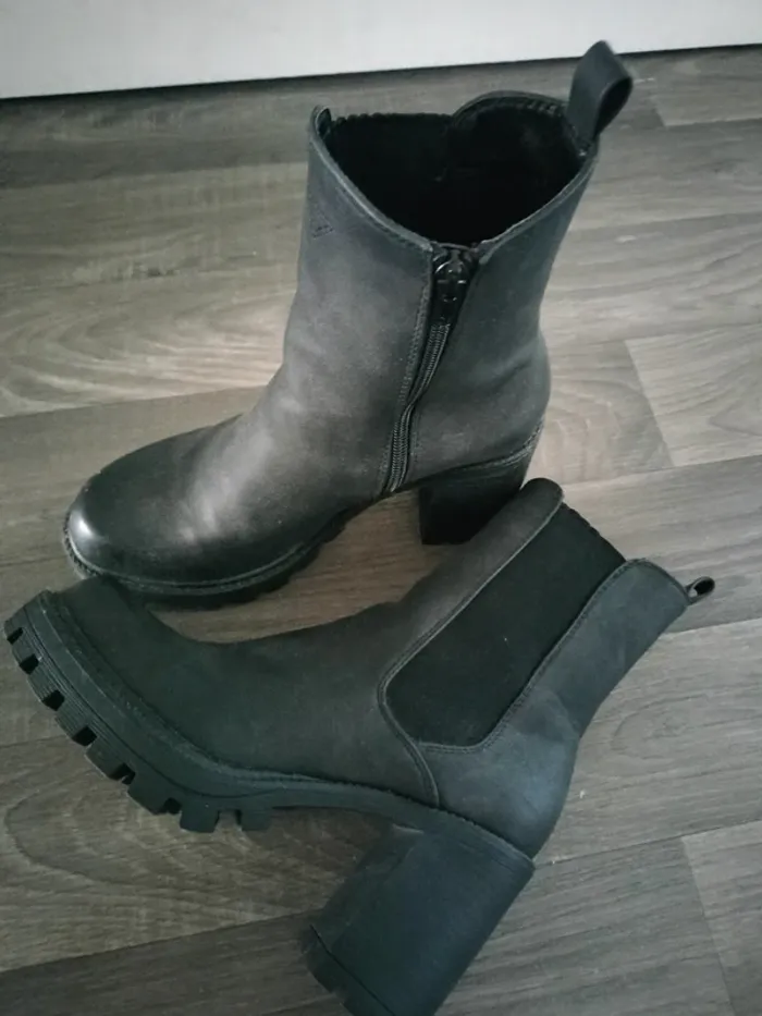Bottines noir gris