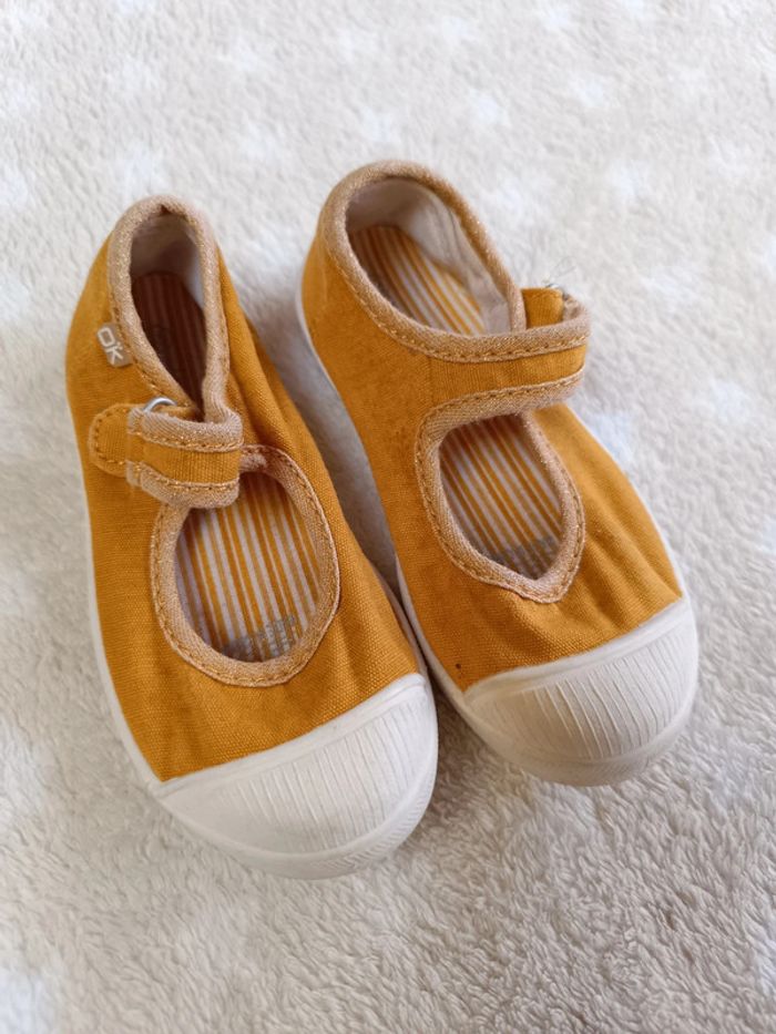 Chaussure moutarde Okaïdi