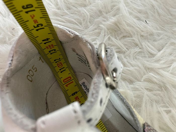 Paire de sandales Babybotte taille 17 - photo numéro 6