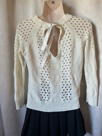 Pull Ecru mailles fantaisie nouette au dos L