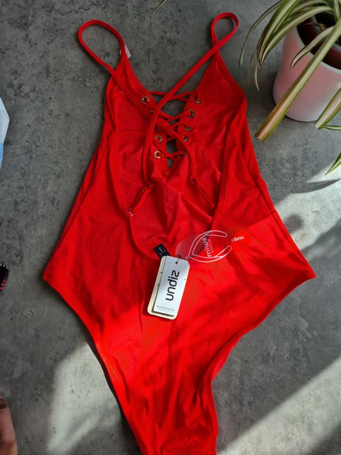 Maillot de bain - photo numéro 3