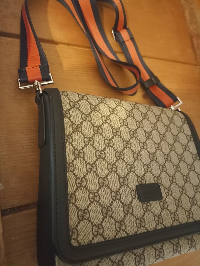Sacoche Gucci - photo numéro 1