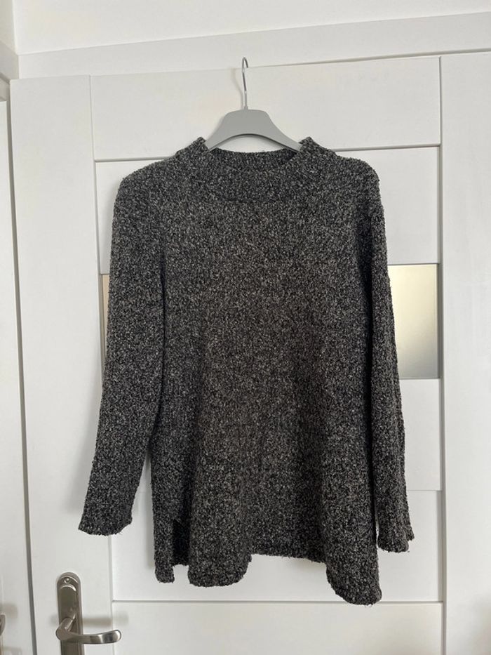 Pull gris
