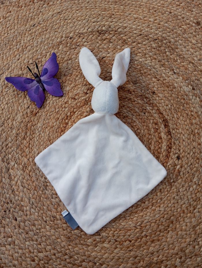 Doudou lapin neuf - photo numéro 2